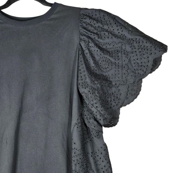 Pomander Place Emi Tee Womens Large Eyelet Flutter Sleeve Scallop Hem Tuckernuck - Picture 4 of 12